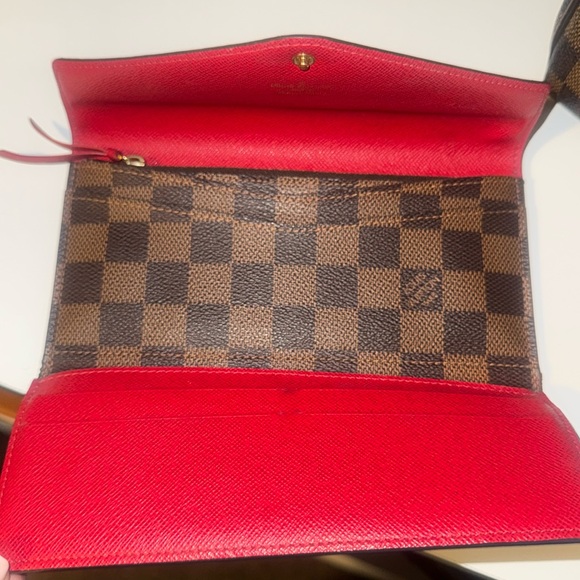 Authentic LV Damier Ebene Josephine Wallet - Picture 6 of 9